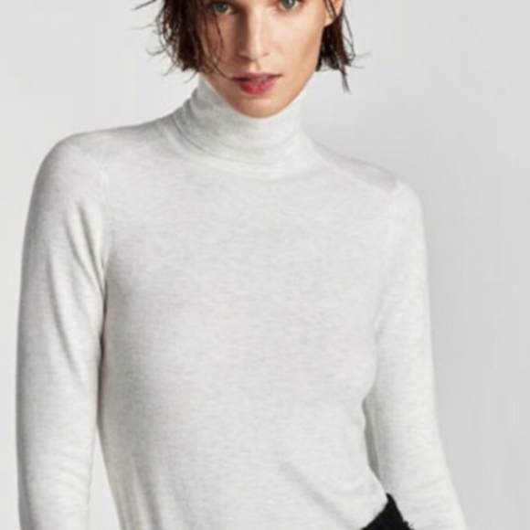 Zara Tops Zara Size Small Cream Turtleneck With Gold Button Details